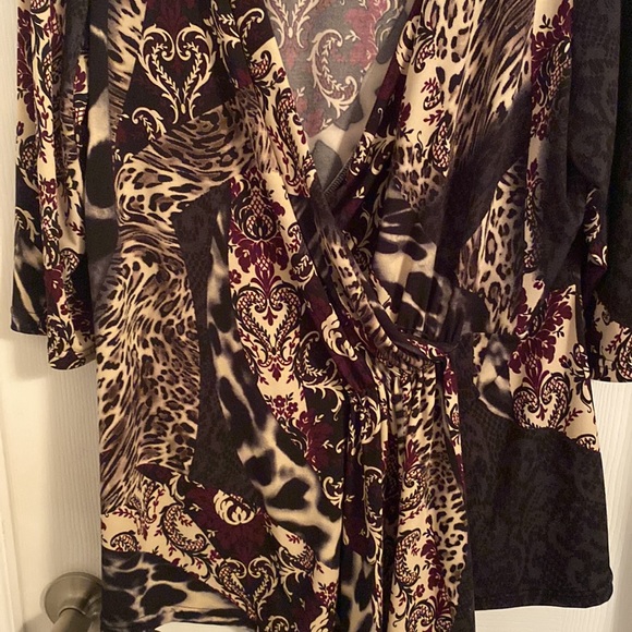 Patterned Top-Size 1X - Picture 3 of 10